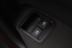 Used_2013_RED_VOLKSWAGEN_POLO_1