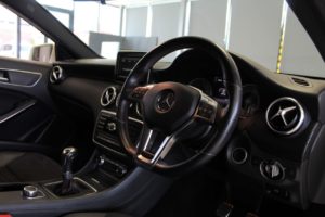 Used_2013_WHITE_MERCEDES-BENZ_A-CLASS_1