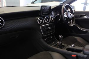 Used_2013_WHITE_MERCEDES-BENZ_A-CLASS_1