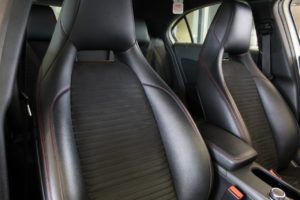 Used_2013_WHITE_MERCEDES-BENZ_A-CLASS_1