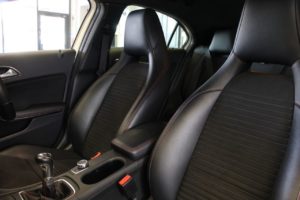 Used_2013_WHITE_MERCEDES-BENZ_A-CLASS_1