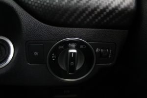 Used_2013_WHITE_MERCEDES-BENZ_A-CLASS_1