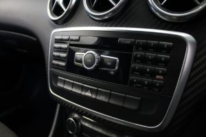 Used_2013_WHITE_MERCEDES-BENZ_A-CLASS_1