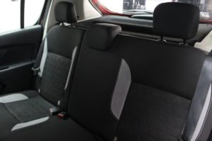 Used_2015_RED_DACIA_SANDERO-STEPWAY_0