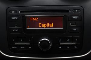 Used_2015_RED_DACIA_SANDERO-STEPWAY_0