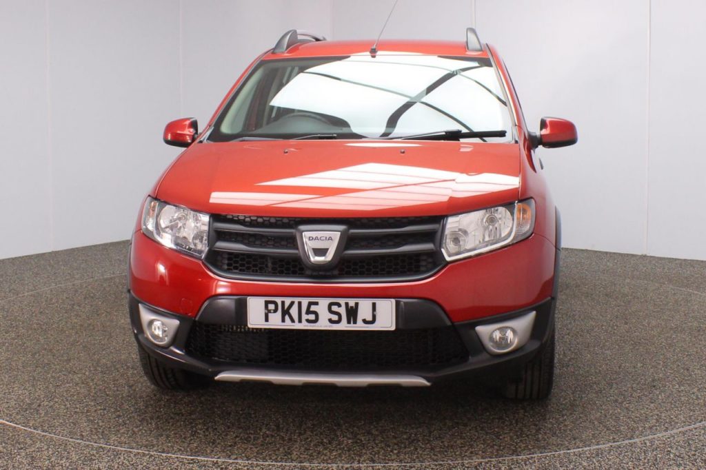 Used_2015_RED_DACIA_SANDERO-STEPWAY_0