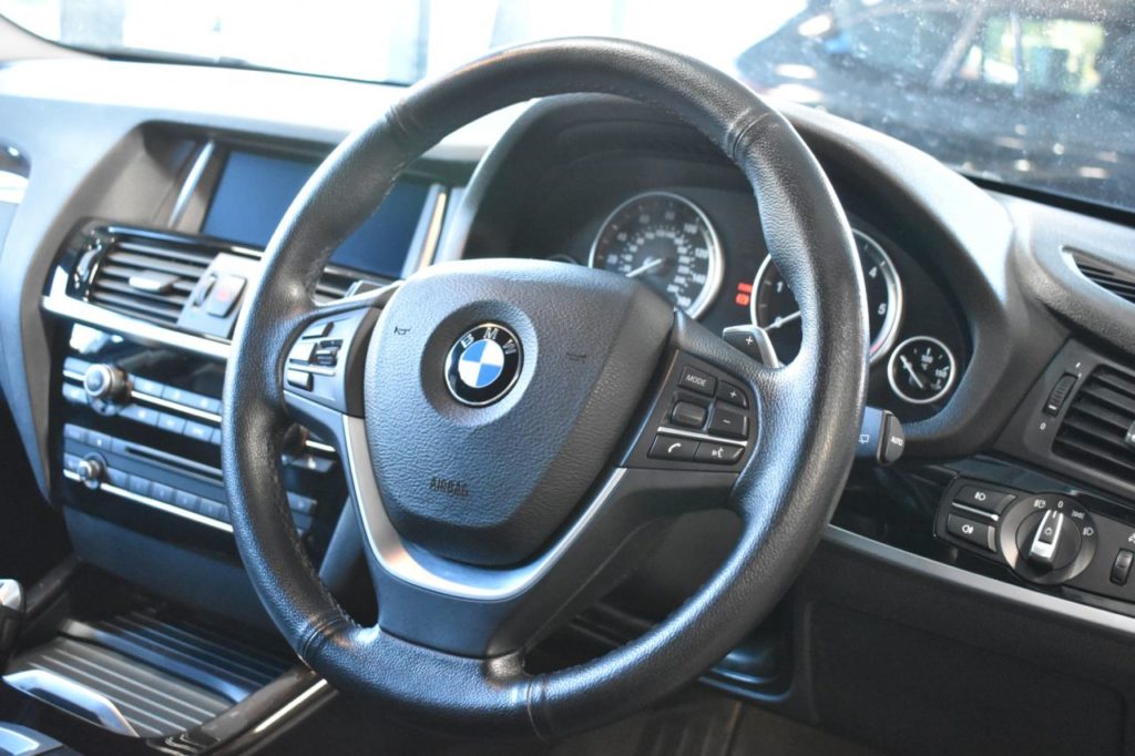Used_2016_BLUE_BMW_X3_2
