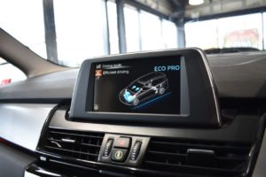 Used_2016_WHITE_BMW_2-SERIES_2