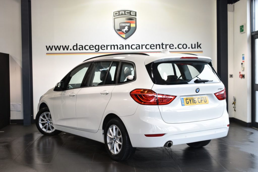 Used_2016_WHITE_BMW_2-SERIES_2
