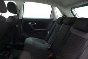 Used_2017_SILVER_VOLKSWAGEN_POLO_1