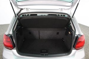 Used_2017_SILVER_VOLKSWAGEN_POLO_1