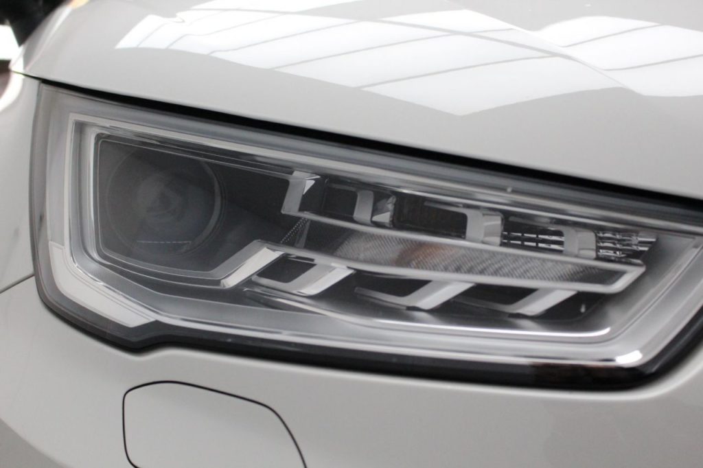 Used_2017_WHITE_AUDI_A1_1