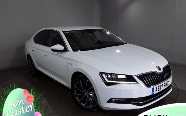 Used 2017 WHITE SKODA SUPERB Hatchback 2.0 LAURIN AND KLEMENT TDI 5d 188 BHP (reg. 2017-03-16) for sale in Hazel Grove