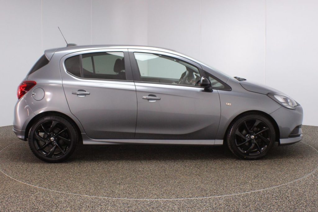 Used_2018_GREY_VAUXHALL_CORSA_1