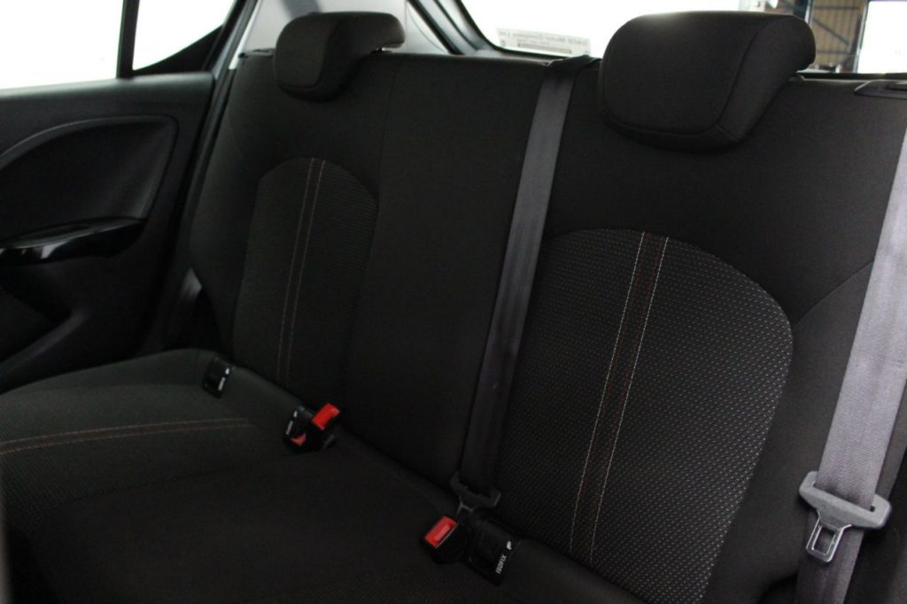 Used_2018_GREY_VAUXHALL_CORSA_1