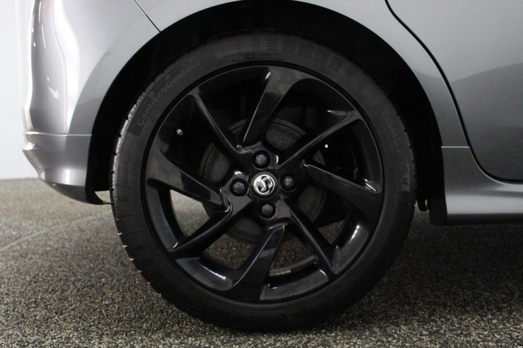 Used_2018_GREY_VAUXHALL_CORSA_1