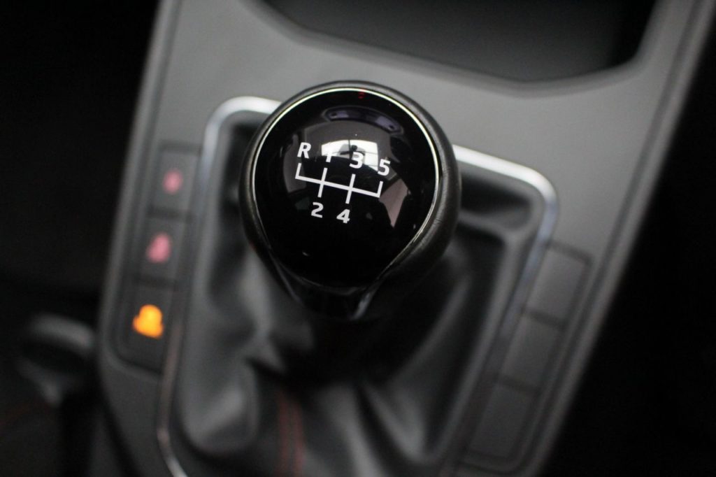Used_2018_RED_SEAT_IBIZA_1
