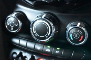 Used_2018_WHITE_MINI_HATCH-COOPER_1