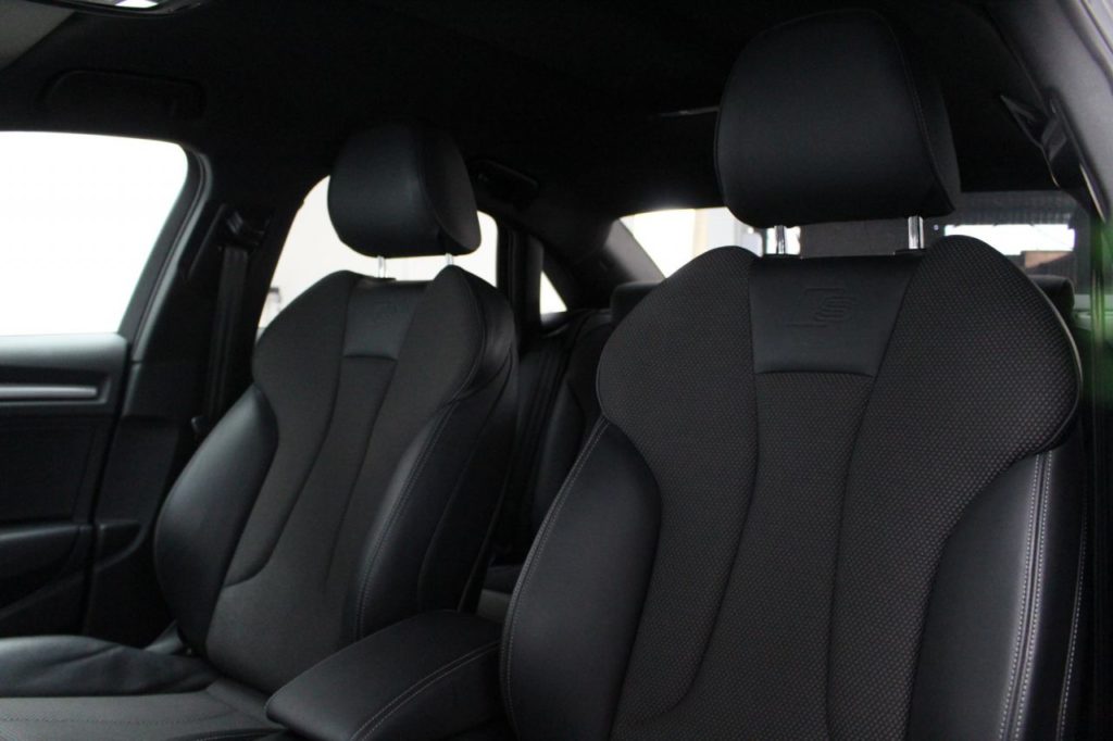 Used_2019_GREY_AUDI_A3_1