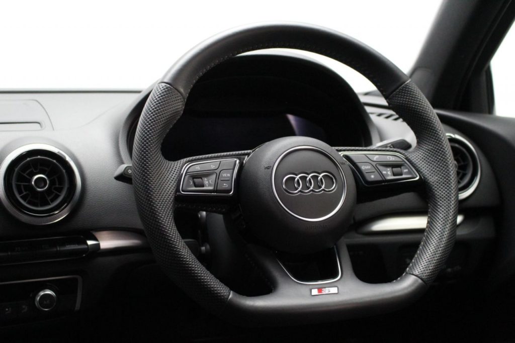 Used_2019_GREY_AUDI_A3_1