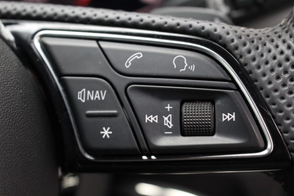 Used_2019_GREY_AUDI_A3_1