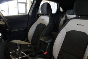 Used_2019_SILVER_KIA_CEED_1