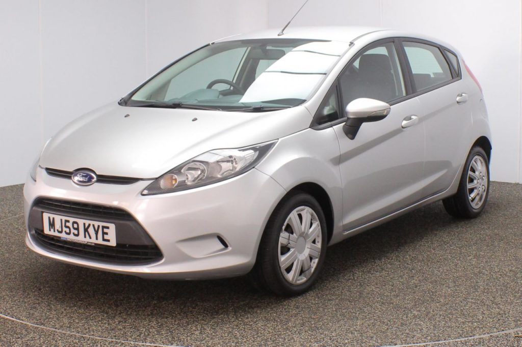 Used_2009_SILVER_FORD_FIESTA_1