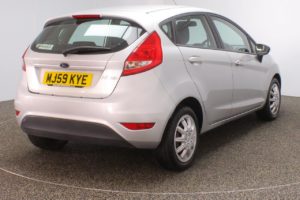 Used_2009_SILVER_FORD_FIESTA_1