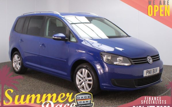 Used 2011 BLUE VOLKSWAGEN TOURAN MPV 2.0 SE TDI BLUEMOTION TECHNOLOGY 5DR 138 BHP (reg. 2011-05-31) for sale in Stockport