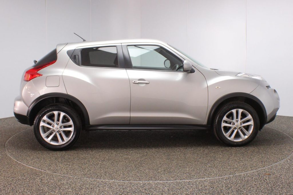 Used_2011_SILVER_NISSAN_JUKE_1