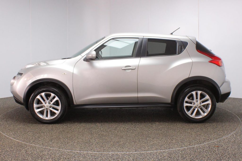 Used_2011_SILVER_NISSAN_JUKE_1