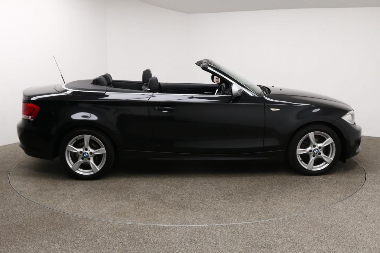 Used 2012 BLACK BMW 1 SERIES Convertible 2.0 118I EXCLUSIVE EDITION 2d ...