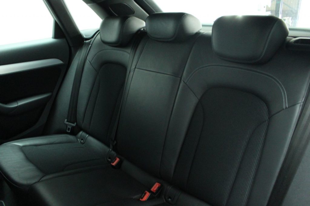 Used_2012_SILVER_AUDI_Q3_2