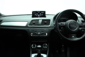 Used_2012_SILVER_AUDI_Q3_2