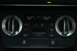 Used_2012_SILVER_AUDI_Q3_2