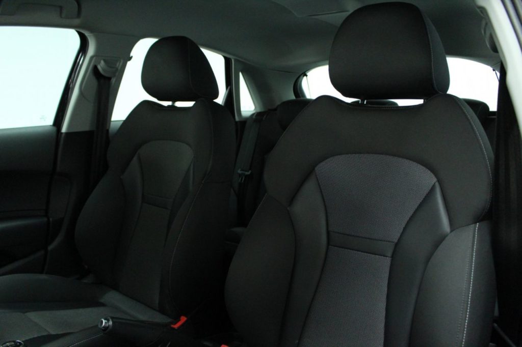 Used_2014_BLACK_AUDI_A1_1