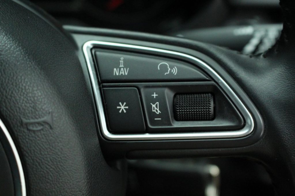 Used_2014_BLACK_AUDI_A1_1