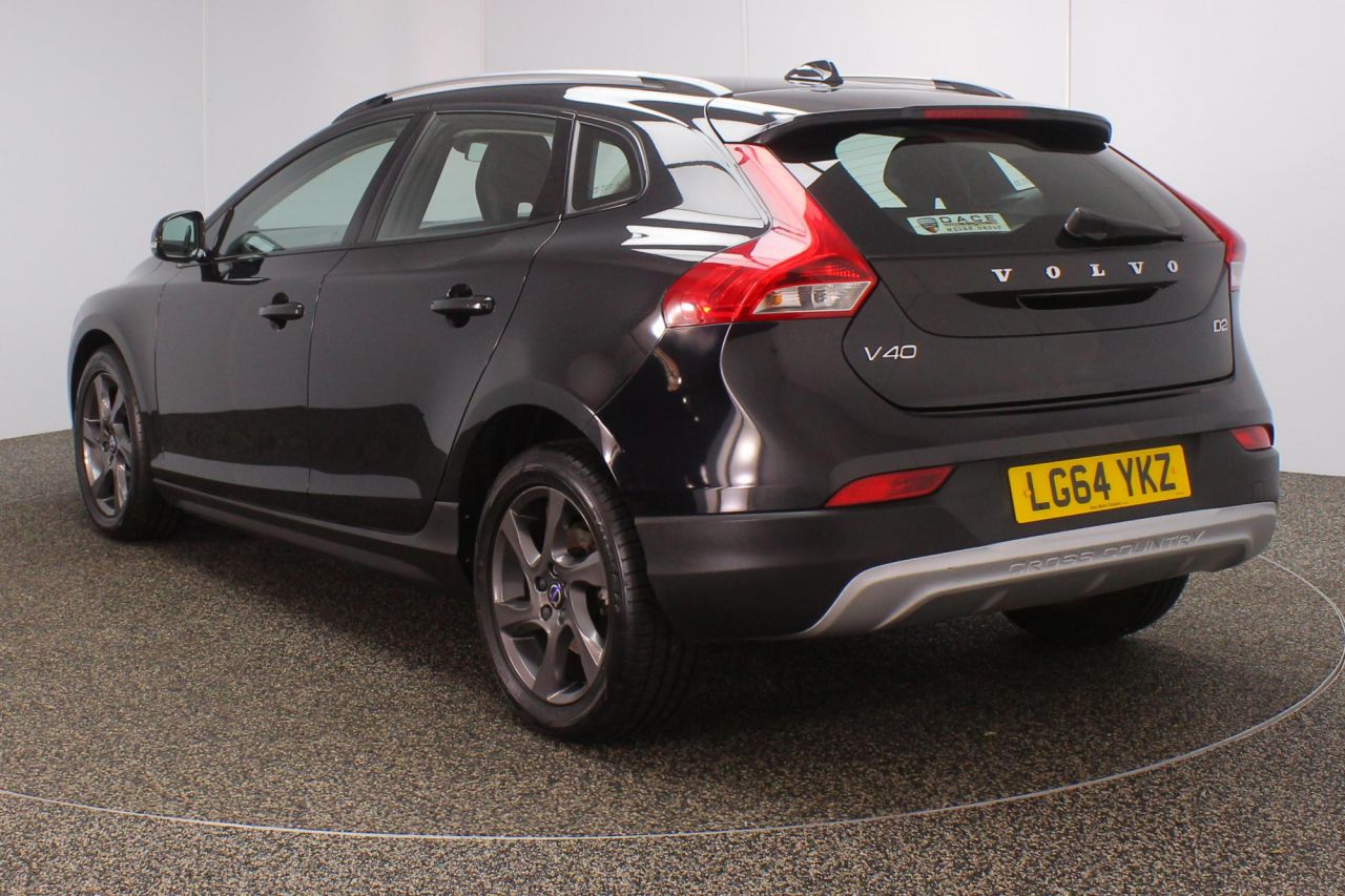 Used 2014 BLACK VOLVO V40 Hatchback 1.6 D2 CROSS COUNTRY LUX NAV 5DR