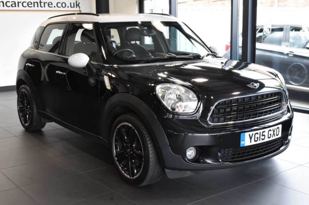 Used 2015 BLACK MINI COUNTRYMAN Hatchback 1.6 COOPER 5DR [CHILI PACK ...