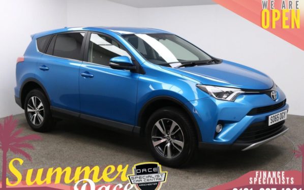 Used 2015 BLUE TOYOTA RAV4 4x4 2.0 D-4D BUSINESS EDITION 5d 143 BHP (reg. 2015-12-30) for sale in Manchester