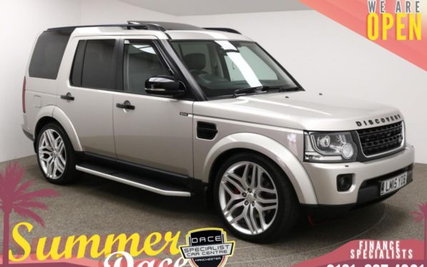Used 2015 GOLD LAND ROVER DISCOVERY Estate 3.0 SDV6 HSE LUXURY 5d AUTO 255 BHP (reg. 2015-05-11) for sale in Manchester