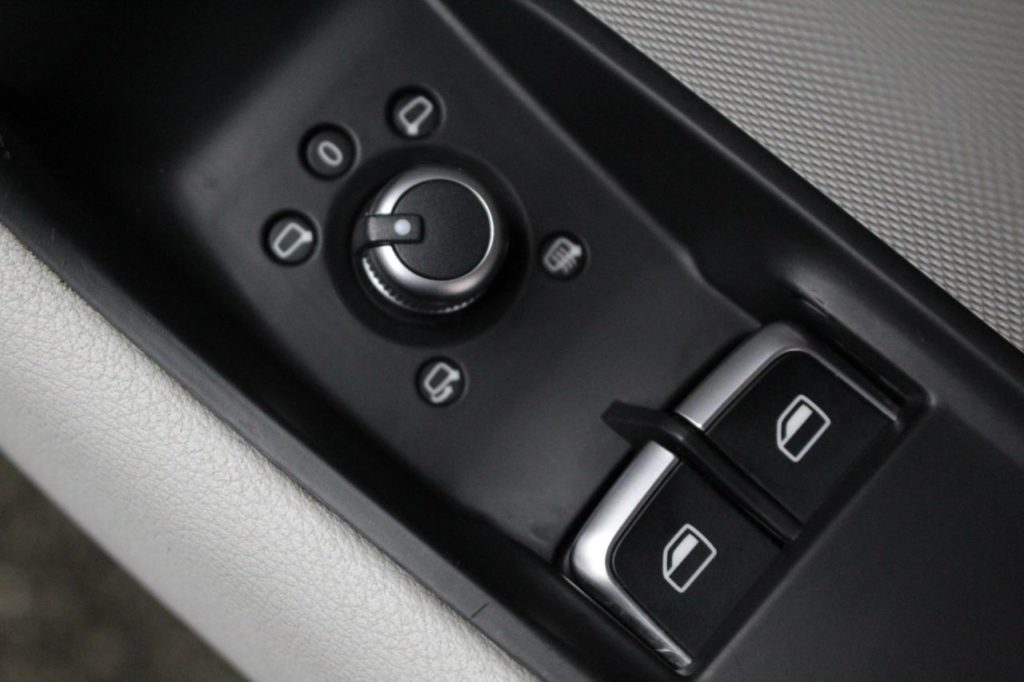 Used_2015_GREY_AUDI_S3_2