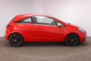 Used_2015_RED_VAUXHALL_CORSA_1