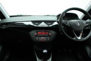 Used_2015_RED_VAUXHALL_CORSA_1
