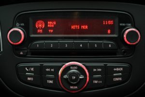 Used_2015_RED_VAUXHALL_CORSA_1