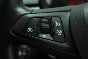 Used_2015_RED_VAUXHALL_CORSA_1