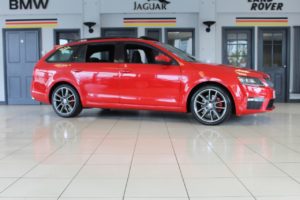 Used 2016 RED SKODA OCTAVIA Estate 2.0 VRS TDI DSG 5d AUTO 181 BHP (reg. 2016-06-01) for sale in Hazel Grove