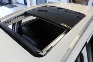Used_2016_WHITE_HONDA_HR-V_1