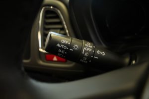 Used_2016_WHITE_HONDA_HR-V_1