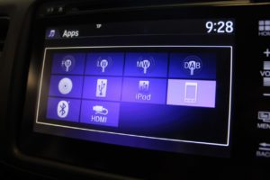Used_2016_WHITE_HONDA_HR-V_1